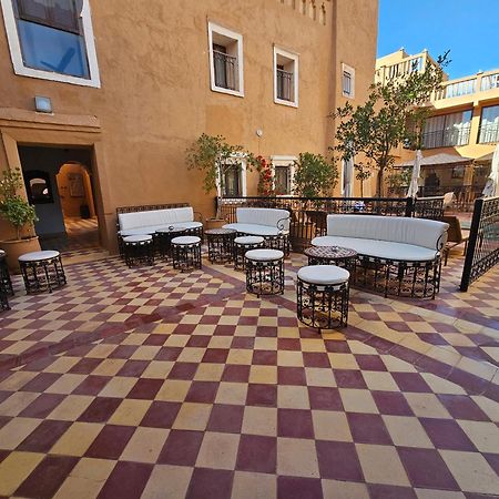 Kasbah La Cigogne Bed & Breakfast Ait Benhaddou Exterior photo