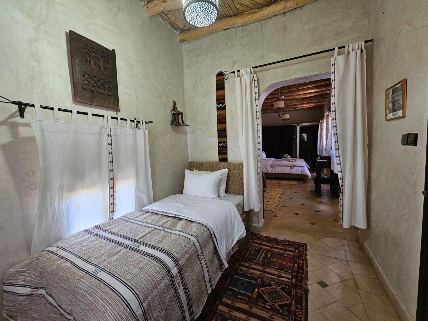 Kasbah La Cigogne Bed & Breakfast Ait Benhaddou Exterior photo